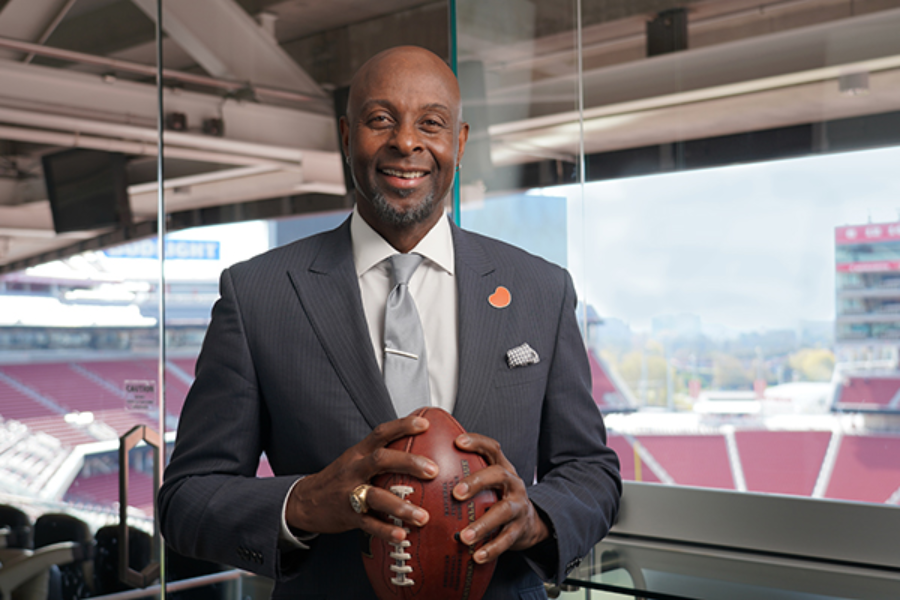 Discover Jerry Rice Net Worth: How Rich Is He in 2024?